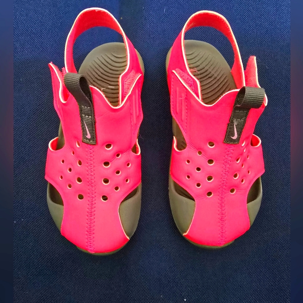 Nike Toddler sandals